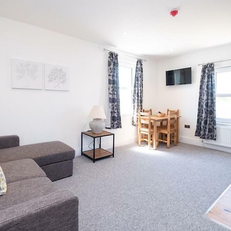 Rowan - Three Tuns Apartments , Wickham Market - By Aldeburgh Coastal Cottages Pettistree Buitenkant foto